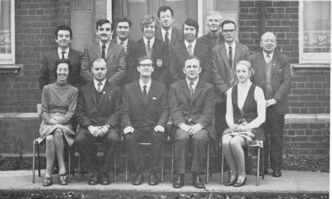 picture of teaching staff in 1971