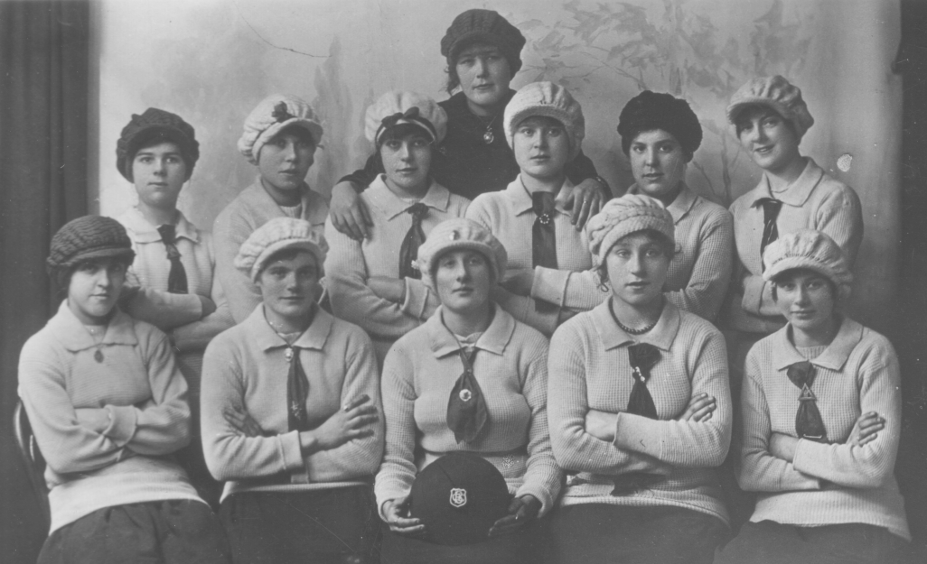 Browns Lady Footballers